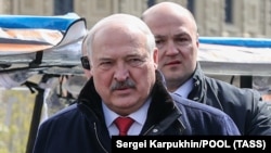 Александр Лукашенко говорит, что российская ракета «Орешник» якобы будет в Беларуси «со дня на день»