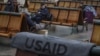 По данным газеты, финансирование USAID получали многие небольшие независимые украинские СМИ