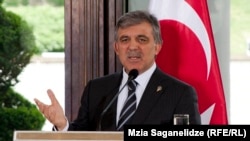 Georgia -- Turkish president Abdullah Gul in Tbilisi, 06May2014.